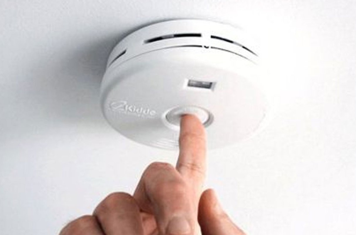Test the smoke detector