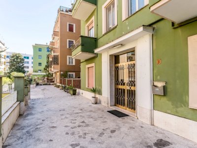 VIA TULLIO LEVI CIVITA - OSTIENSE