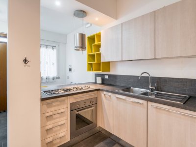 Cheerful 1-Bedroom with Private Patio