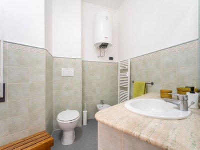 Chic & Modern 3-Bedroom Apartment with Balcony in the Heart of EUR