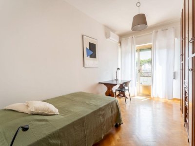 Chic & Modern 3-Bedroom Apartment with Balcony in the Heart of EUR