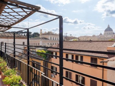 Unique view over St. Peter's Dome!