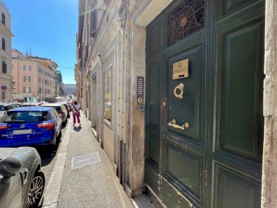 Long & Short Term Apartment Rentals in Rome, Milan - Italy