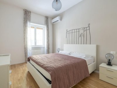 1 BR Apartment in Via Scalia