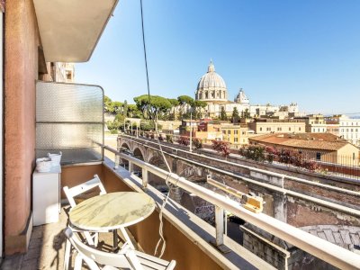 Luminous Home with Magical Views of St. Peter’s Basilica