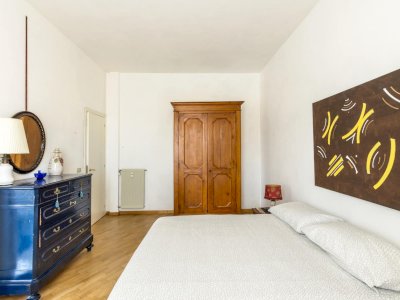 Luminous Home with Magical Views of St. Peter’s Basilica