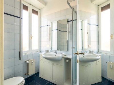 Luminous Home with Magical Views of St. Peter’s Basilica