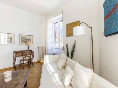 Luminous Home with Magical Views of St. Peter’s Basilica