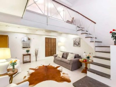 Raphael Loft Apartment in Trastevere