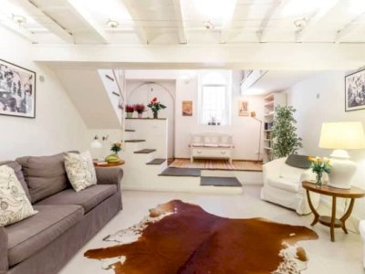 Raphael Loft Apartment in Trastevere