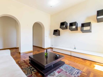 Top floor Bright Delightful Panoramic Home with Two Balconies