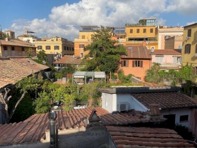 VIA DEI PANIERI - TASTEVERE