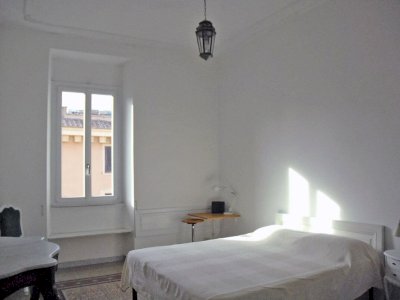 VIA NICOLO' III - ST PETER