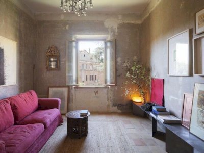 DECADENT CHARME IN GARBATELLA