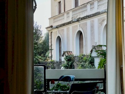 Borghese Apartment with 2 terraces near Embassies