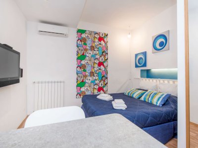 TERMINI BLUE STUDIO WITH OUTDOOR PATIO - near Metro and Station